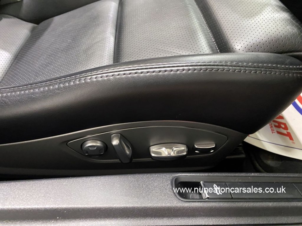 Used Porsche 911 2016 for sale - 77498607: Photo 32