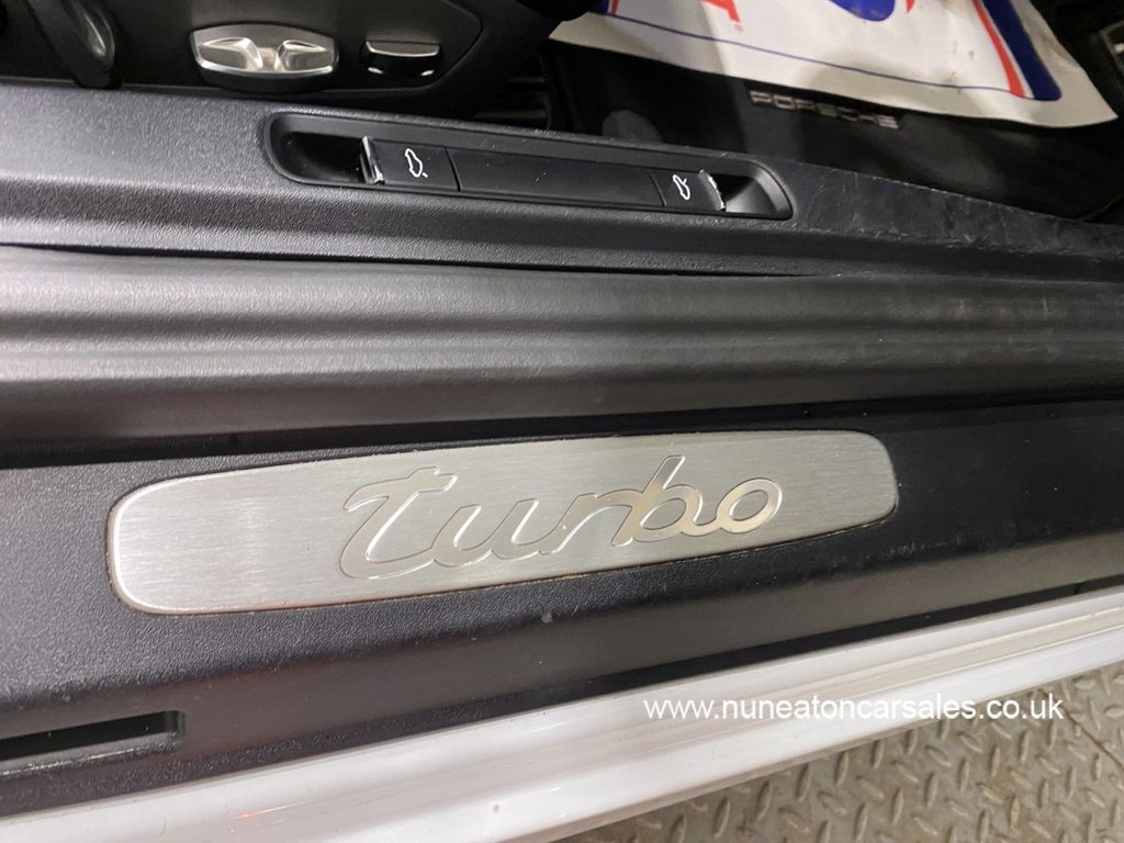 Used Porsche 911 2016 for sale - 77498607: Photo 43