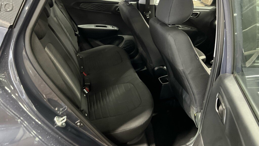 Used Hyundai i10 2023 for sale - 77507964: Photo 14