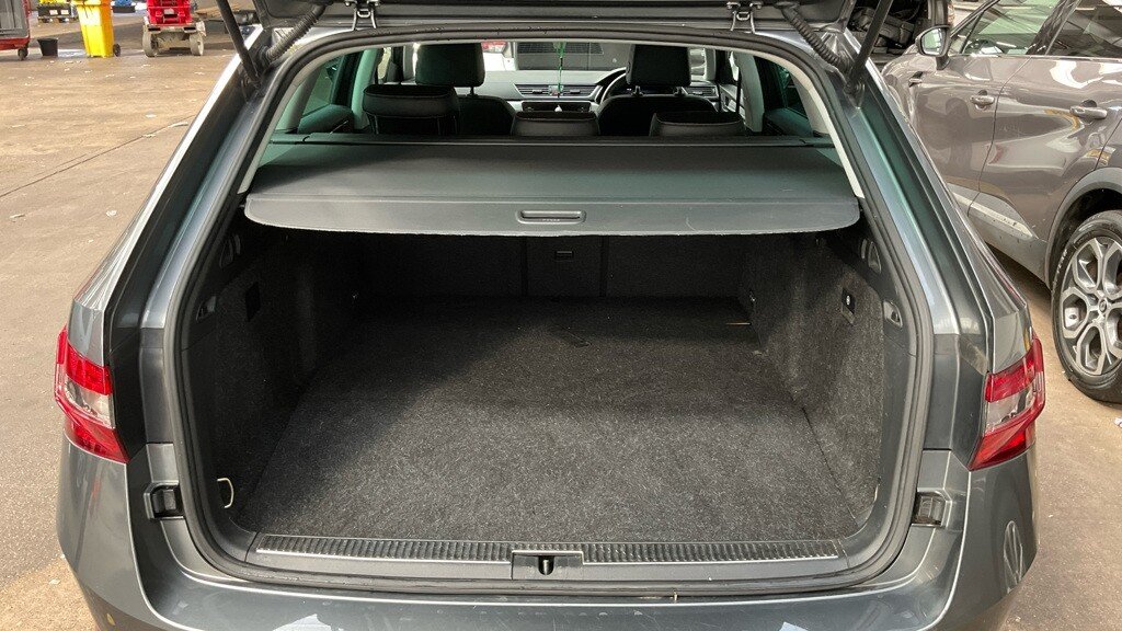 Used Skoda Superb 2022 for sale - 78003145: Photo 12