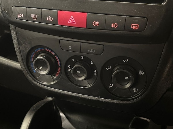 Used Fiat Doblo 2017 for sale - 76132355: Photo 17
