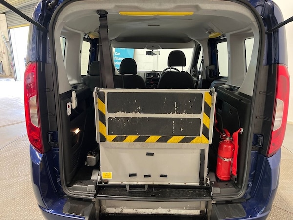 Used Fiat Doblo 2017 for sale - 76132355: Photo 26