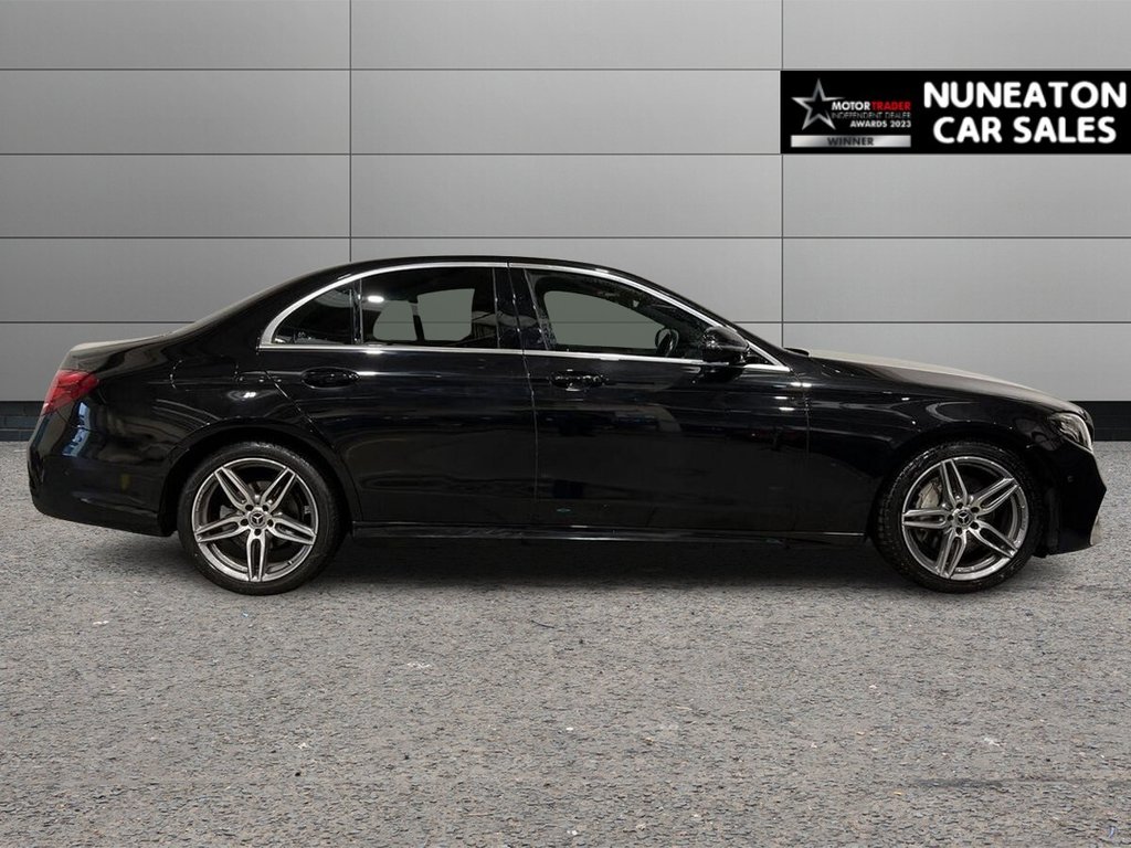 Used Mercedes-Benz E Class 2018 for sale - 76610300: Photo 2