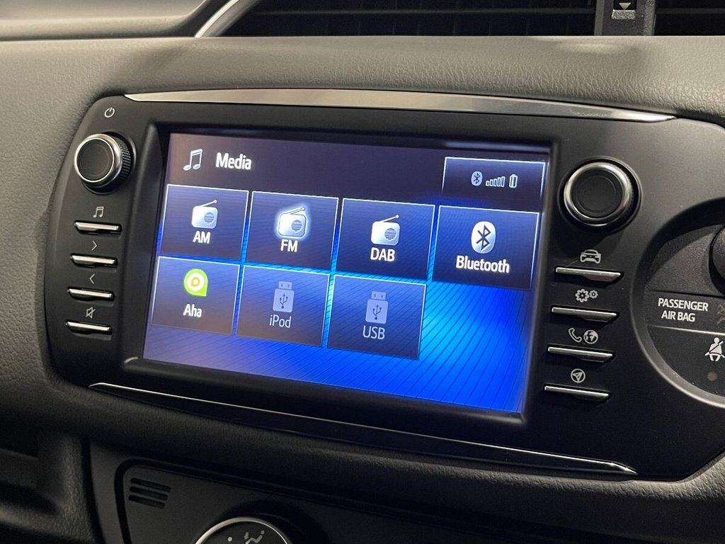 Used Toyota Yaris 2018 for sale - 77372807: Photo 11