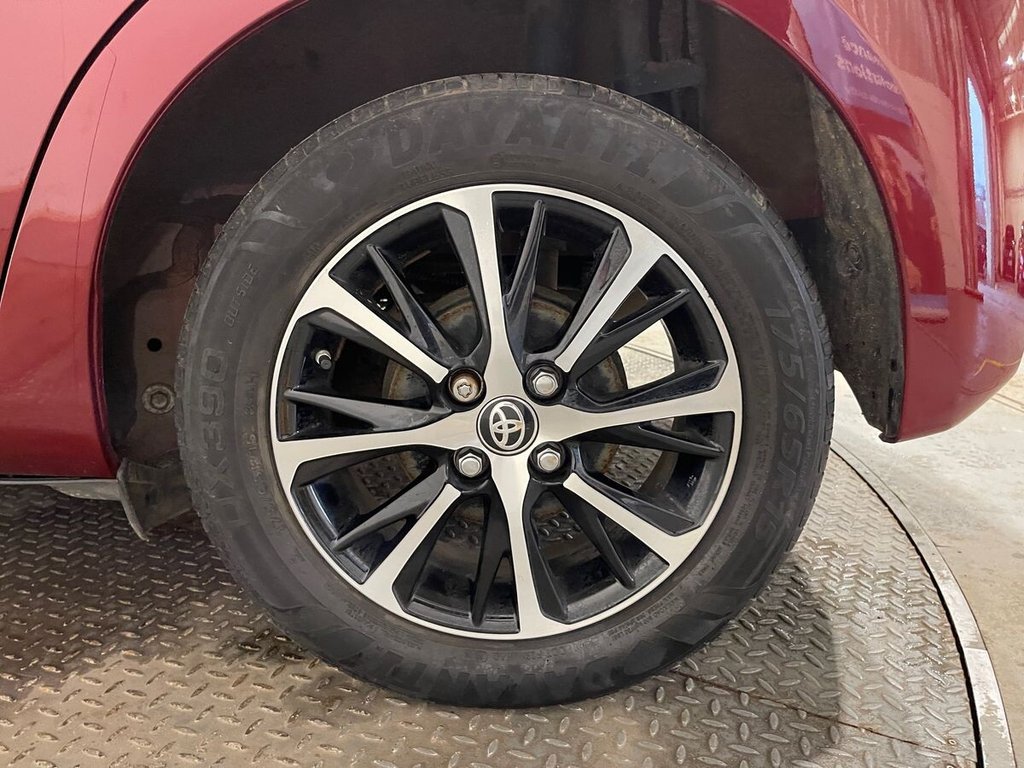 Used Toyota Yaris 2018 for sale - 77372807: Photo 24