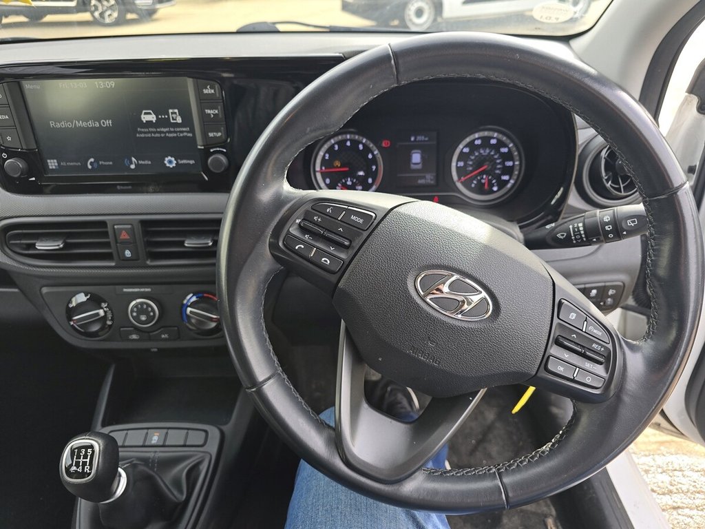 Used Hyundai i10 2023 for sale - 77966801: Photo 12