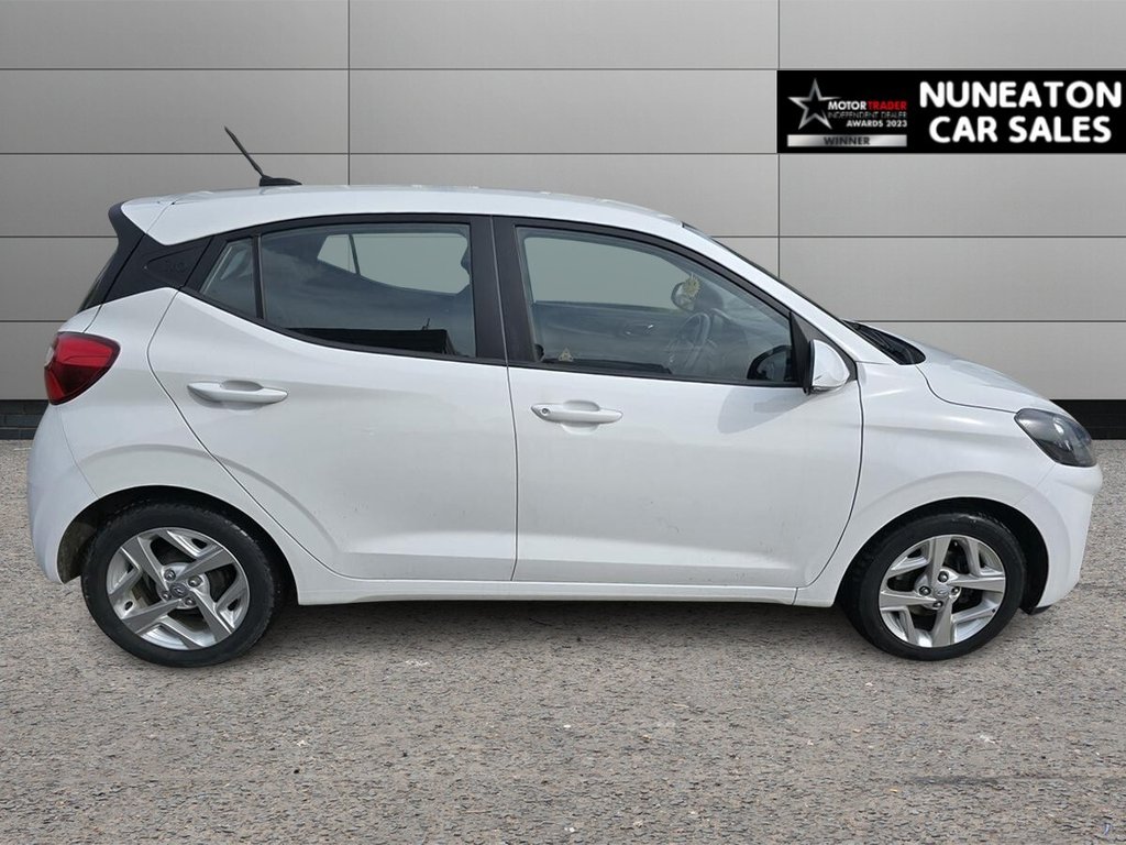 Used Hyundai i10 2023 for sale - 77966801: Photo 4