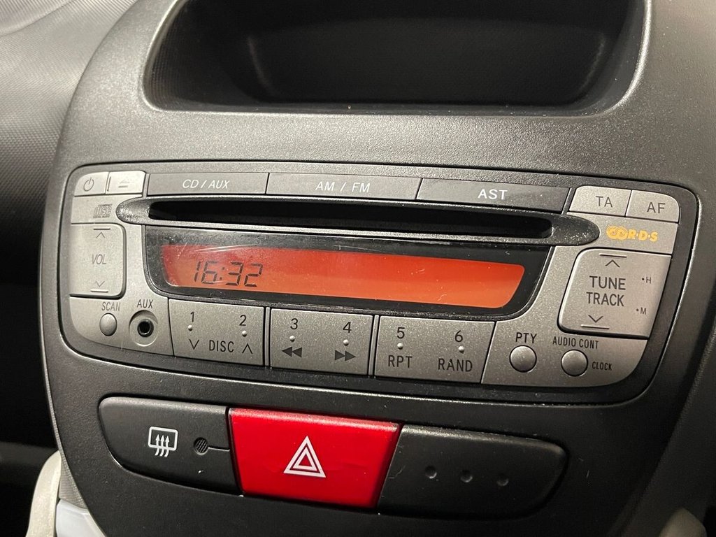 Used Peugeot 107 2011 for sale - 77733899: Photo 11