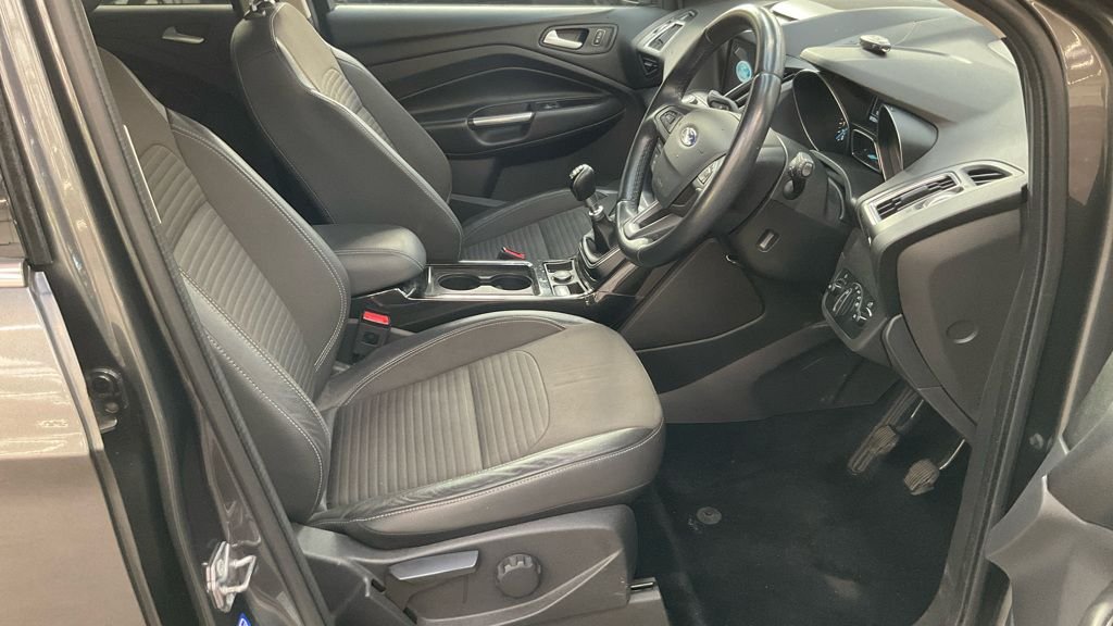 Used Ford Kuga 2019 for sale - 76417245: Photo 9