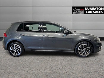 Used Volkswagen Golf 2019 for sale - 78445087: Photo