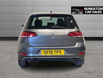 Used Volkswagen Golf 2019 for sale - 78445087: Photo