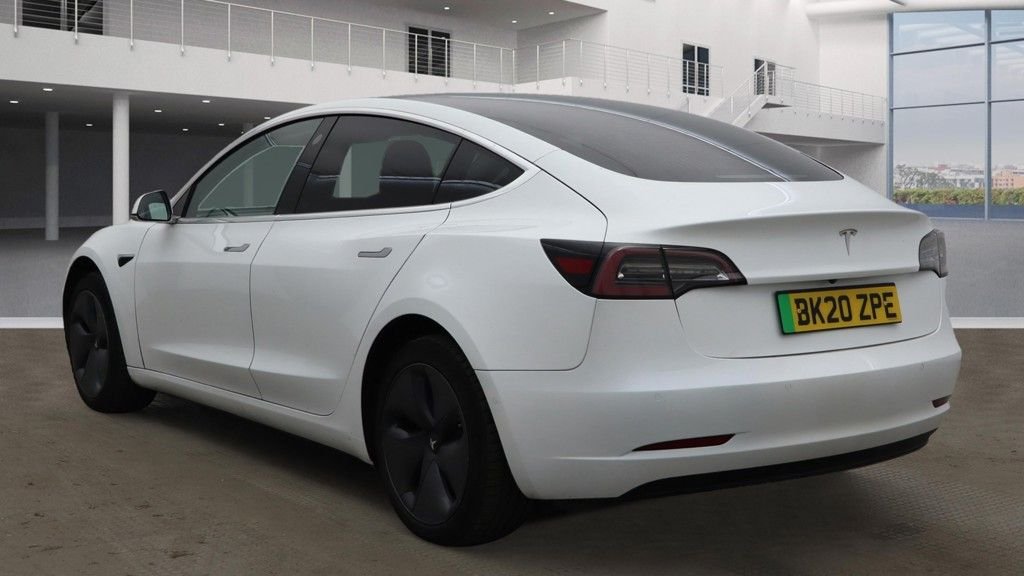 Used Tesla Model 3 2020 for sale - 76635499: Photo 3