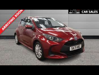 2021 (71) - 1.5 VVT-h Icon Hatchback 5dr Petrol Hybrid E-CVT Euro 6 (s/s) (116 ps)