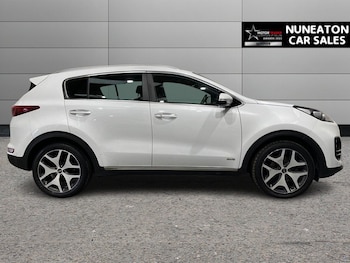 Used Kia Sportage 2018 for sale - 76163056: Photo 2