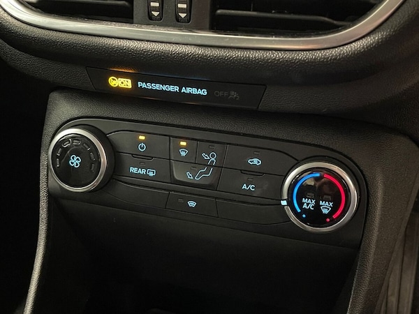 Used Ford Fiesta 2017 for sale - 76048047: Photo 17