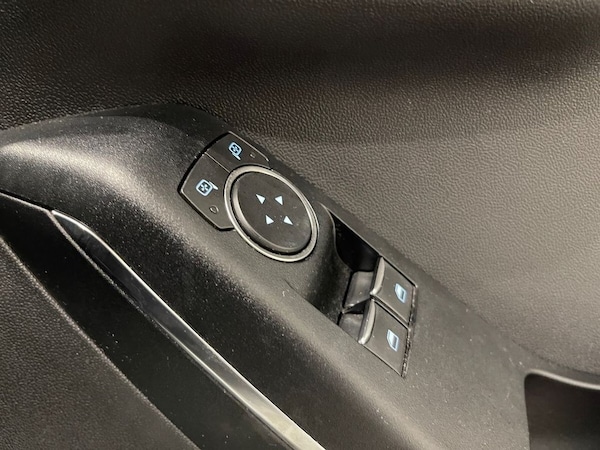 Used Ford Fiesta 2017 for sale - 76048047: Photo 18