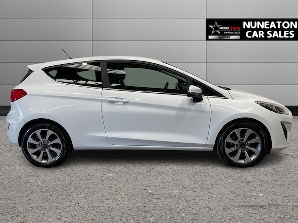 Used Ford Fiesta 2017 for sale - 76048047: Photo 2