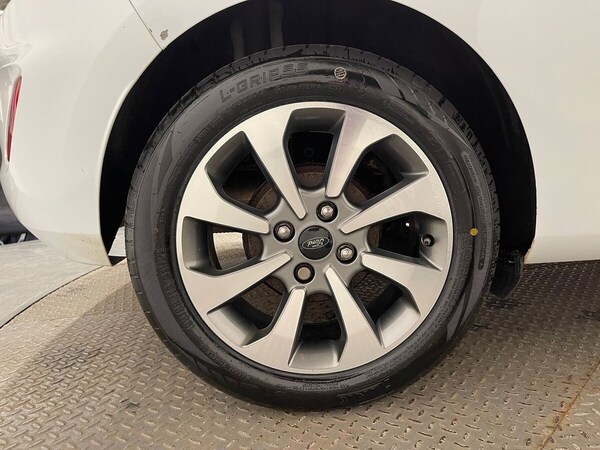 Used Ford Fiesta 2017 for sale - 76048047: Photo 30
