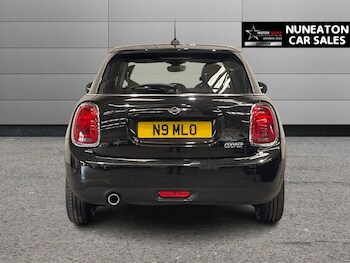 Used MINI Hatch 2019 for sale - 75473931: Photo