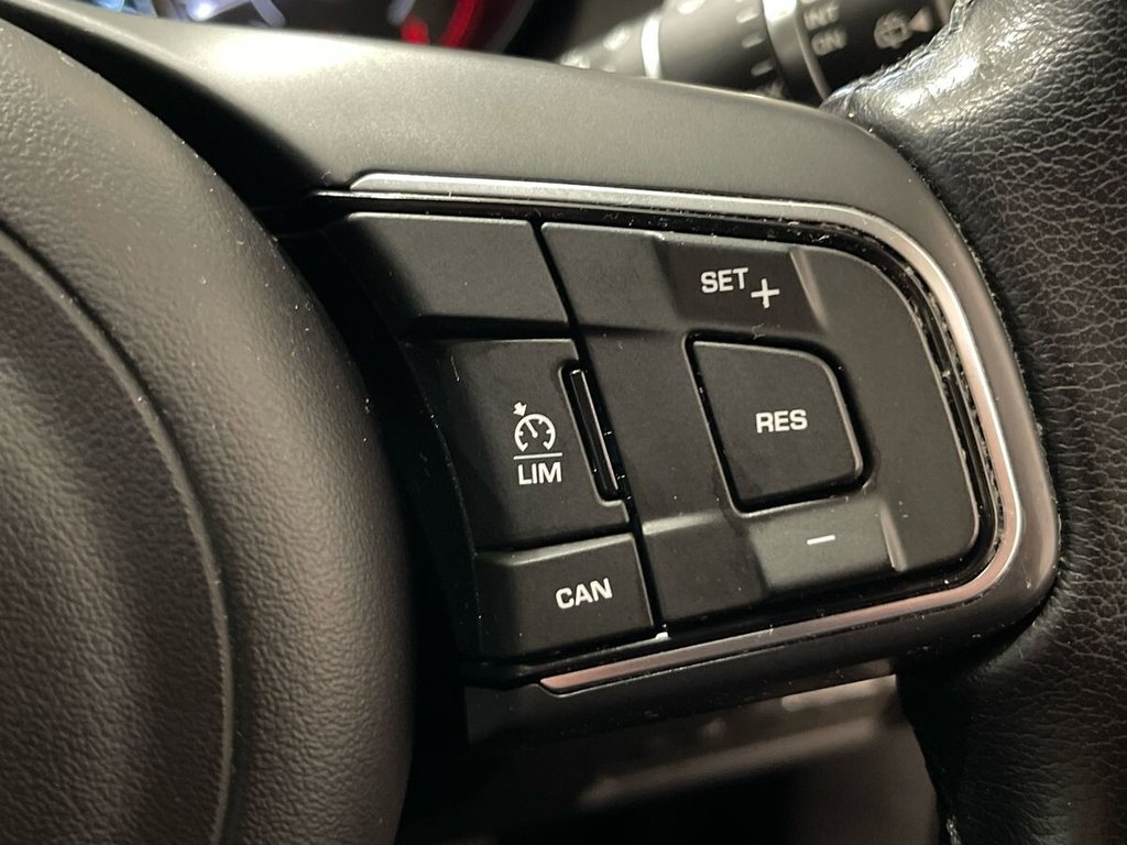 Used Jaguar E-Pace 2018 for sale - 77534316: Photo 25