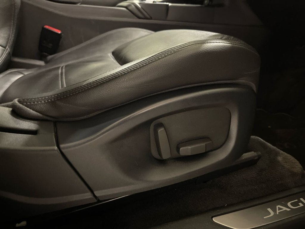 Used Jaguar E-Pace 2018 for sale - 77534316: Photo 34