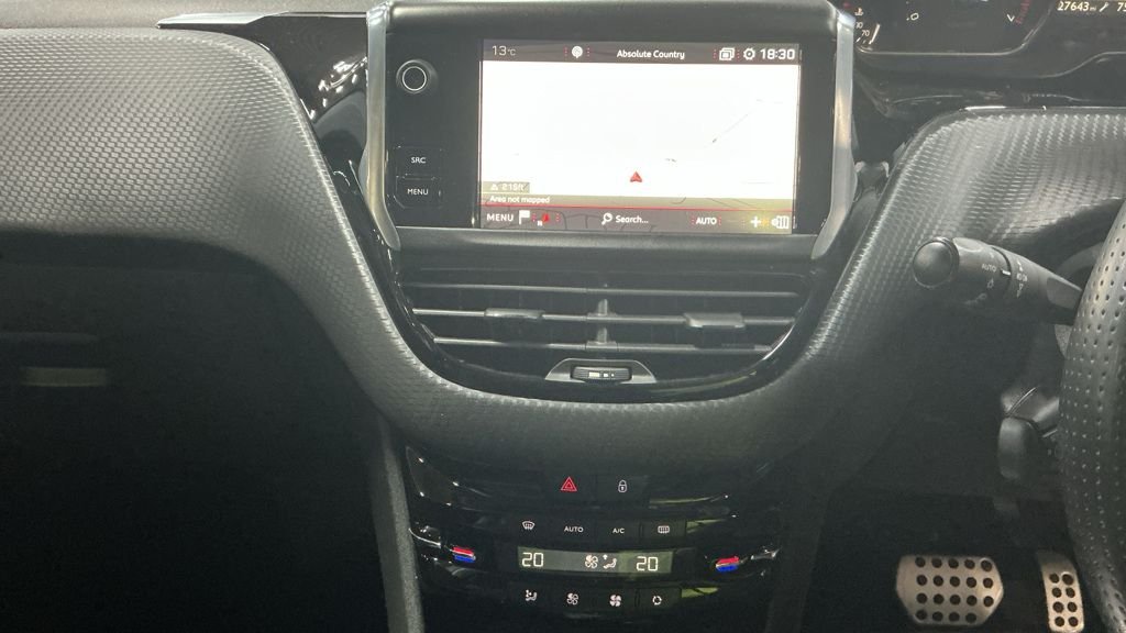 Used Peugeot 2008 2019 for sale - 76610242: Photo 11