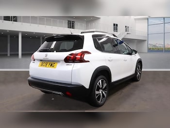 Used Peugeot 2008 2019 for sale - 76610242: Photo