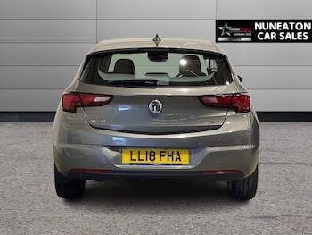 Used Vauxhall Astra 2018 for sale - 78372162: Photo