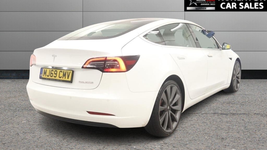 Used Tesla Model 3 2019 for sale - 77236415: Photo 3