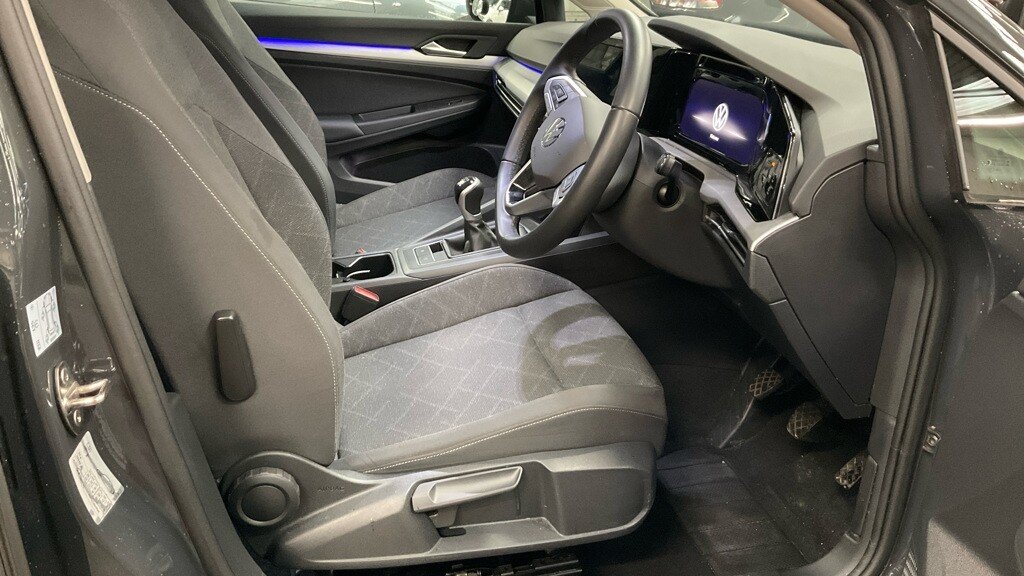 Used Volkswagen Golf 2024 for sale - 77464082: Photo 9