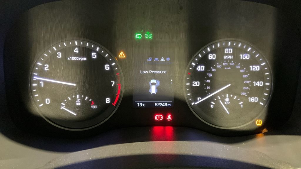 Used Hyundai TUCSON 2018 for sale - 76474668: Photo 10