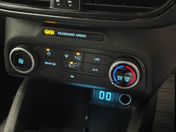 Used Ford Focus 2021 for sale - 76092497: Photo 17
