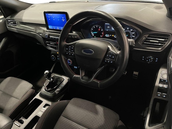 Used Ford Focus 2021 for sale - 76092497: Photo 9