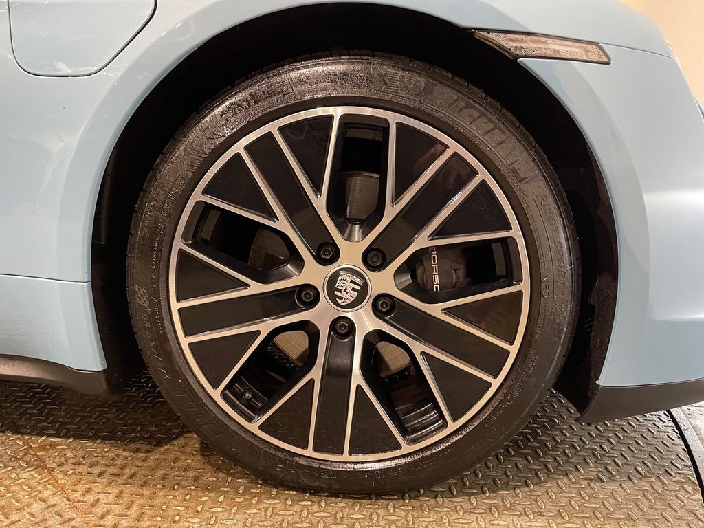 Used Porsche Taycan 2022 for sale - 77673706: Photo 32