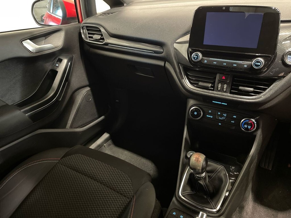 Used Ford Fiesta 2018 for sale - 76888598: Photo 14