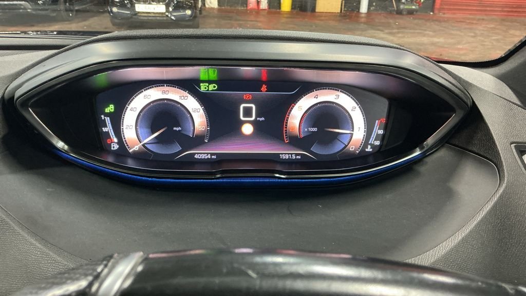 Used Peugeot 5008 2019 for sale - 76966242: Photo 10