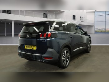 Used Peugeot 5008 2019 for sale - 76966242: Photo