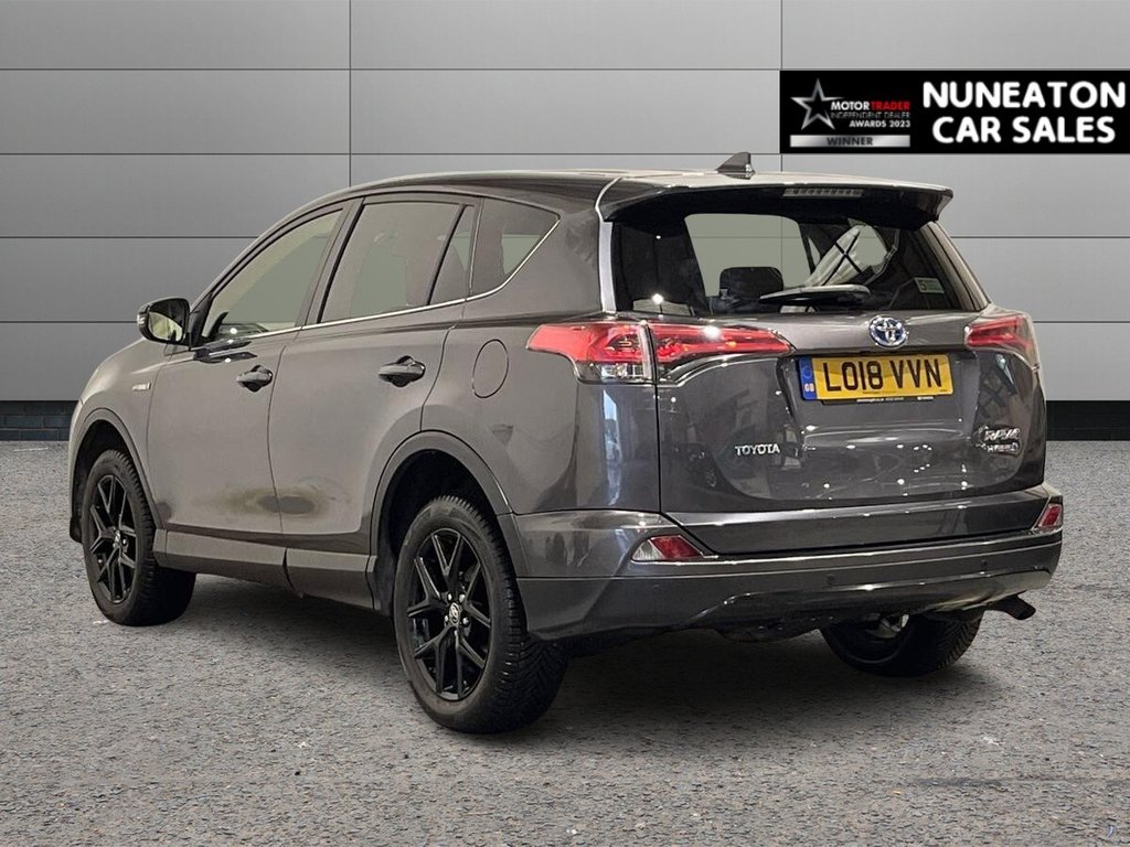 Used Toyota RAV4 2018 for sale - 77451434: Photo 5