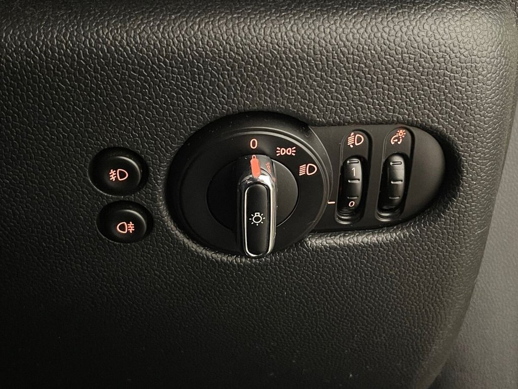 Used MINI Hatch 2016 for sale - 76547171: Photo 31