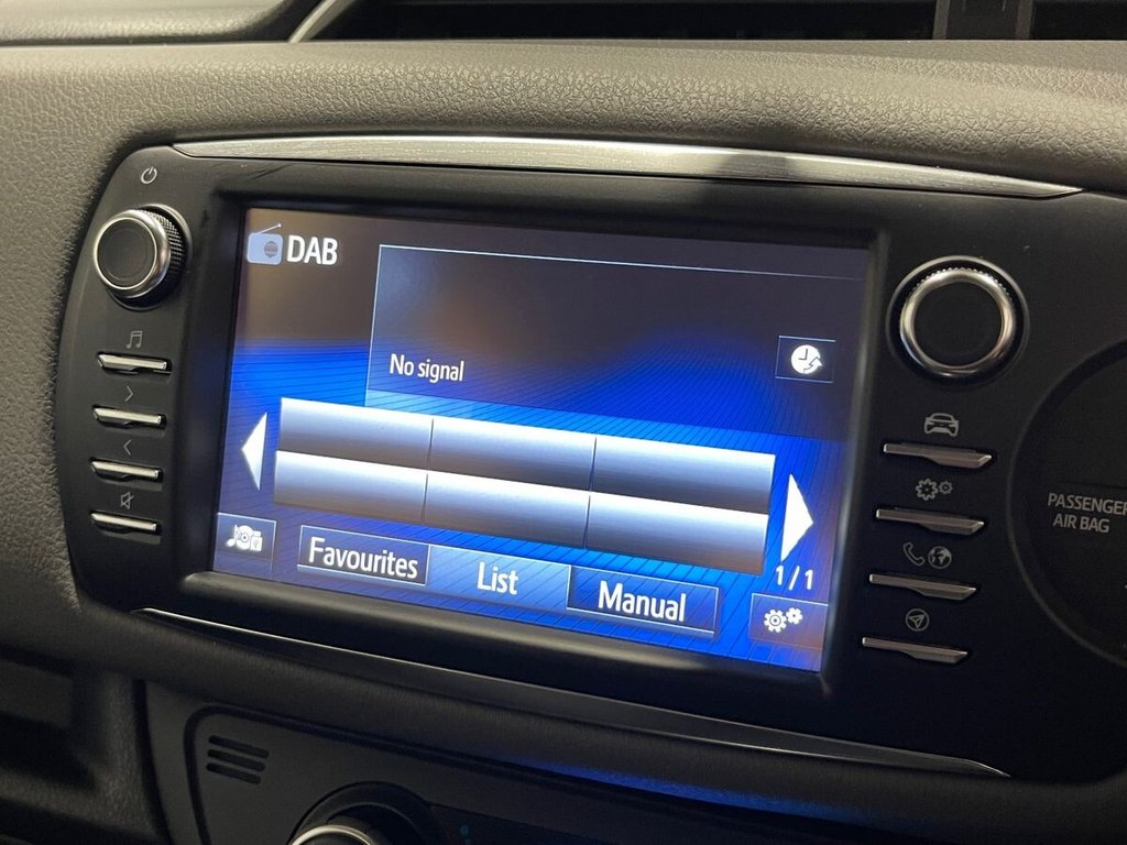 Used Toyota Yaris 2019 for sale - 76223521: Photo 11