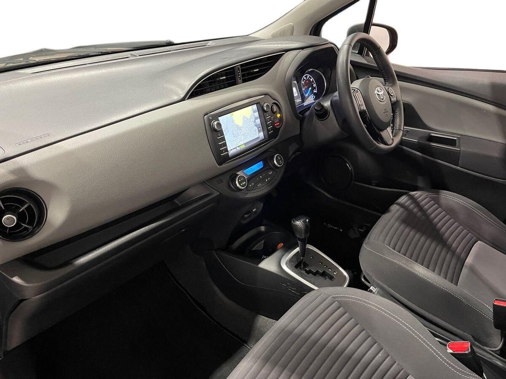 Used Toyota Yaris 2019 for sale - 76223521: Photo 14