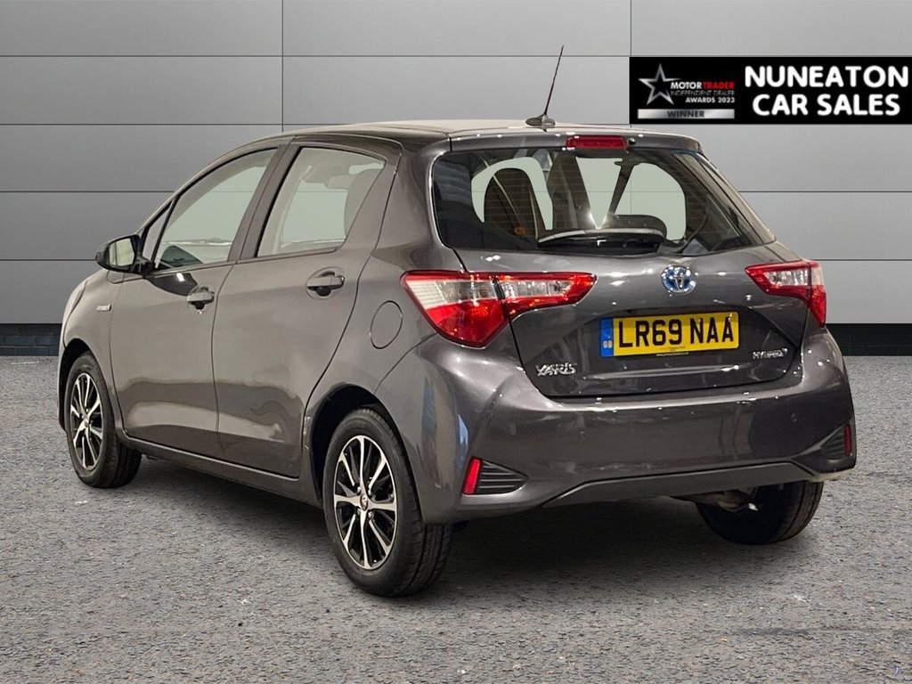 Used Toyota Yaris 2019 for sale - 76223521: Photo 5