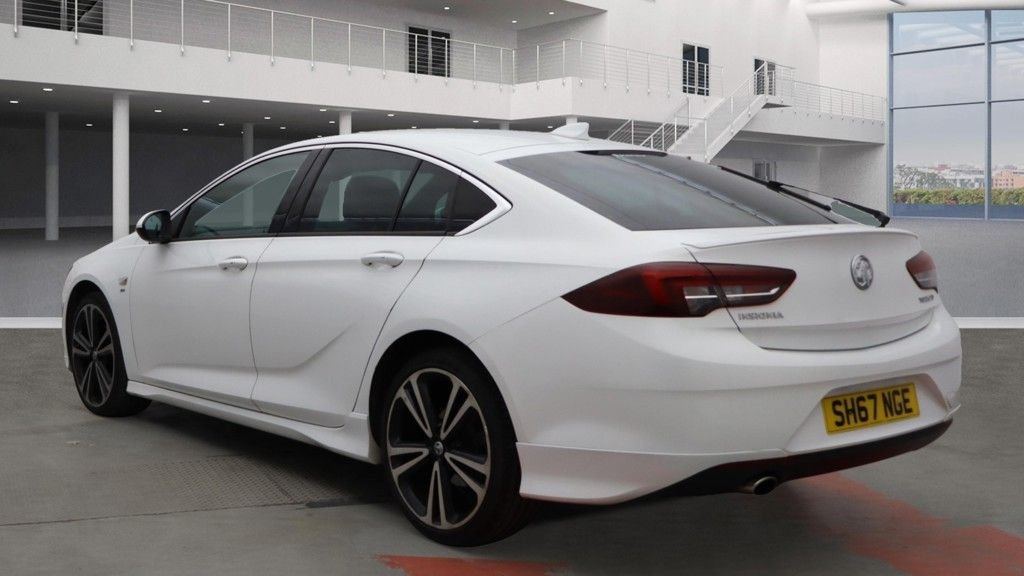 Used Vauxhall Insignia 2017 for sale - 76535963: Photo 3