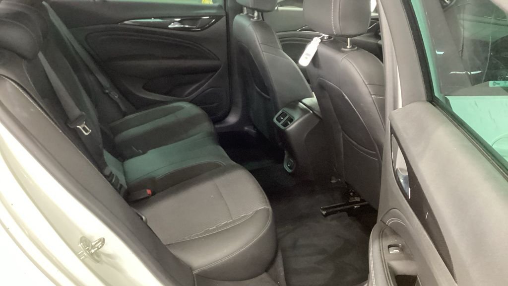 Used Vauxhall Insignia 2017 for sale - 76535963: Photo 8