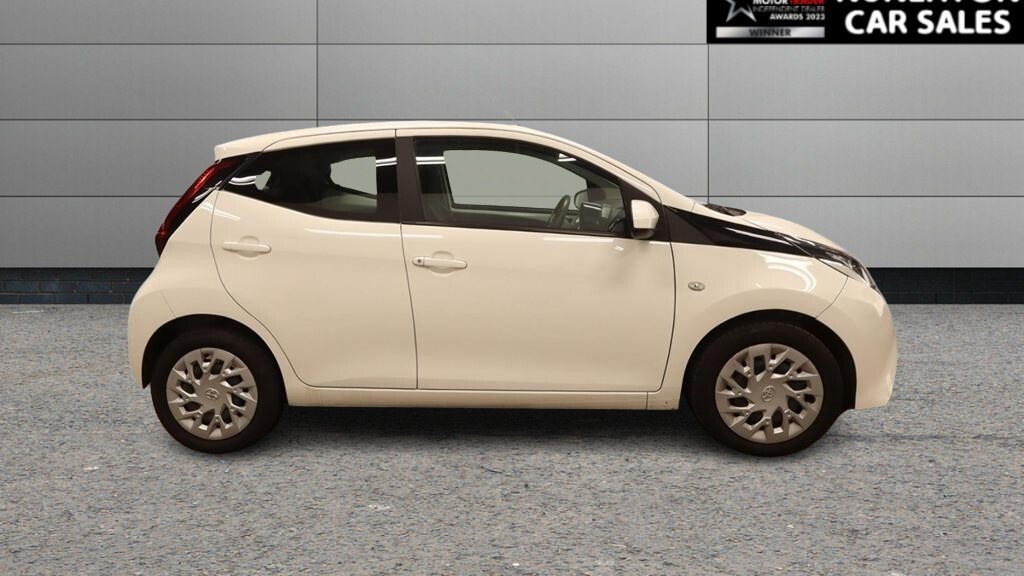 Used Toyota AYGO 2019 for sale - 78154279: Photo 2