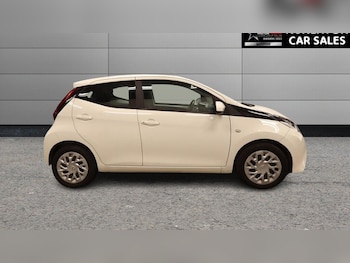 Used Toyota AYGO 2019 for sale - 78154279: Photo