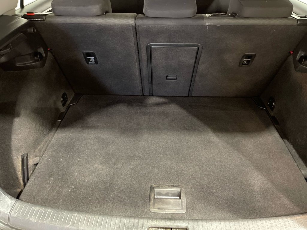 Used Volkswagen Golf 2017 for sale - 78095849: Photo 22