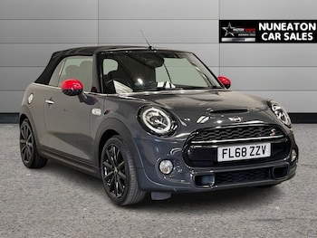 Used MINI Convertible 2018 for sale - 79072665: Photo