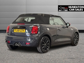 Used MINI Convertible 2018 for sale - 79072665: Photo