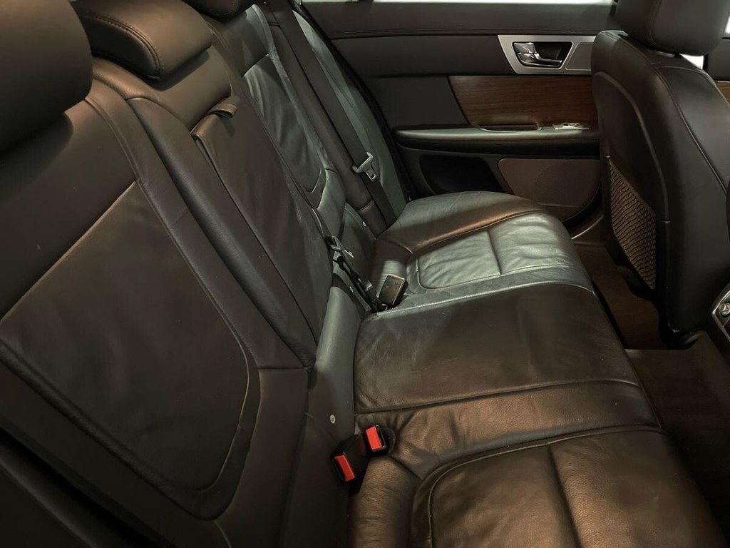 Used Jaguar XF 2015 for sale - 77534315: Photo 27